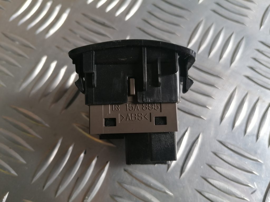 Mērinstrumentu paneļa pārslēgšanas pogas priekš LEXUS IS250 2007 2 Mērinstrumentu paneļa pārslēgšanas pogas priekš LEXUS IS250 2007