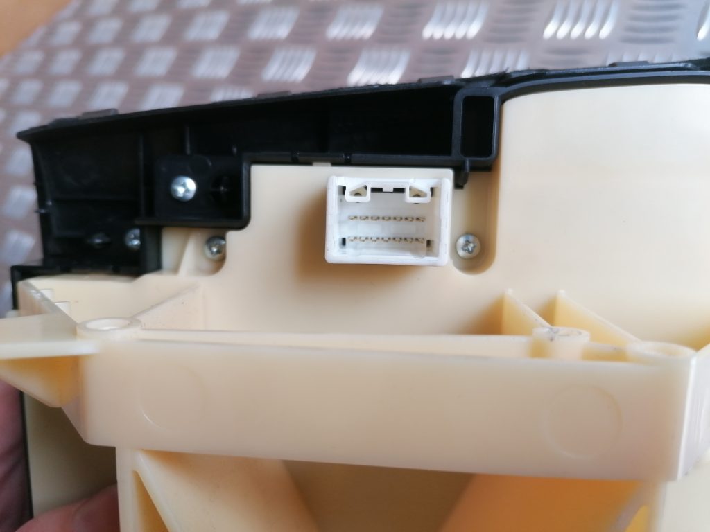 Klimata kontroles bloks priekš LEXUS IS250 2007 6 Klimata kontroles bloks priekš LEXUS IS250 2007