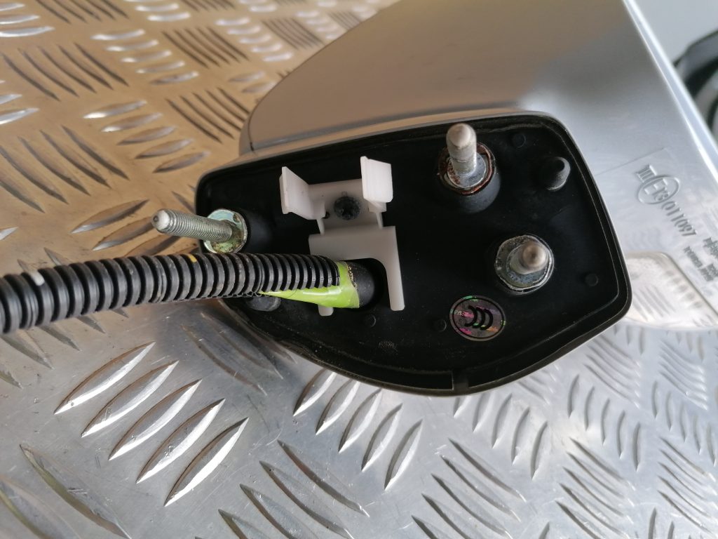 Ārējais spogulis, pa labi priekš LEXUS IS250 2007 4 Ārējais spogulis, pa labi priekš LEXUS IS250 2007