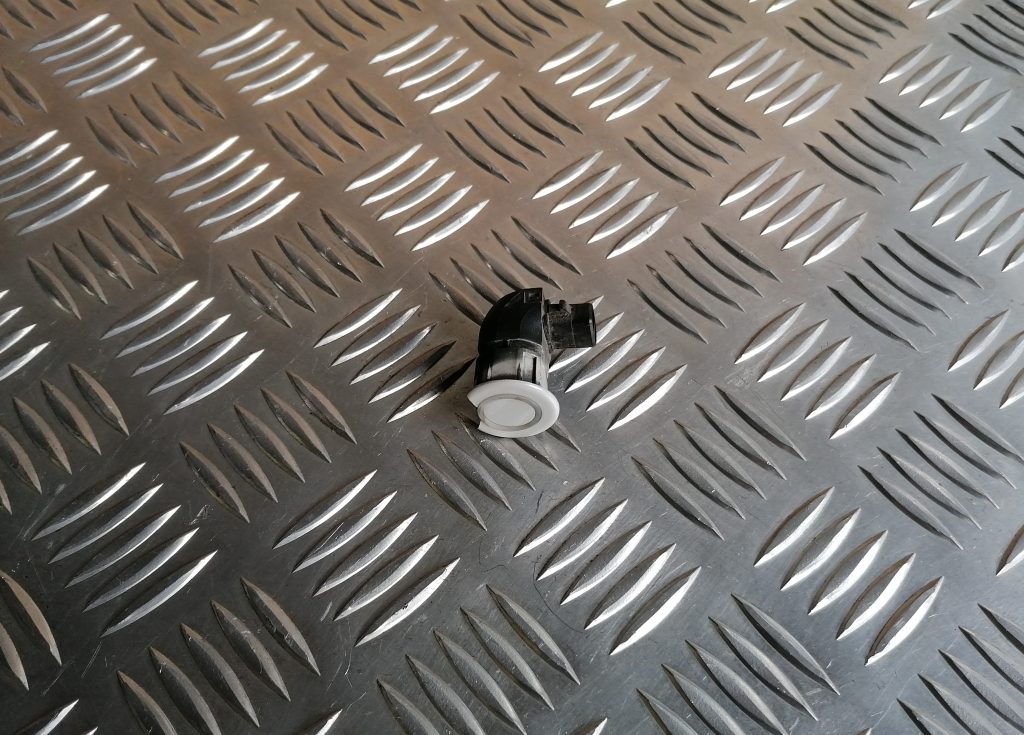 Parkošanās devējs priekš LEXUS IS250 2007 1 Parkošanās devējs priekš LEXUS IS250 2007