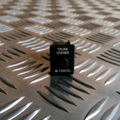 Bagāžnieka vāka atvēršanas rokturis/poga priekš LEXUS IS250 2007