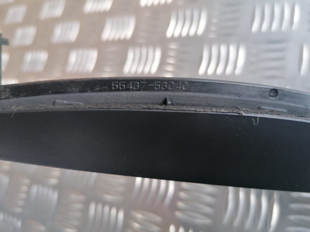 Spidometra apdare priekš LEXUS IS250 2007 3 Spidometra apdare priekš LEXUS IS250 2007