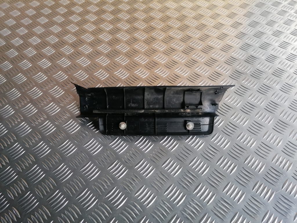 Sliekšņa aizmugurēja kreisa uzlika (salonā) priekš LEXUS IS250 2007