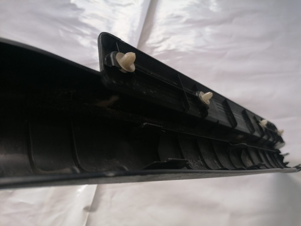 Sliekšņa priekšēja kreisa uzlika (salonā) priekš LEXUS IS250 2007