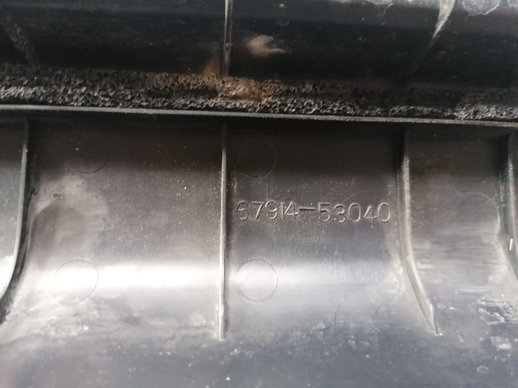 Sliekšņa priekšēja kreisa uzlika (salonā) priekš LEXUS IS250 2007