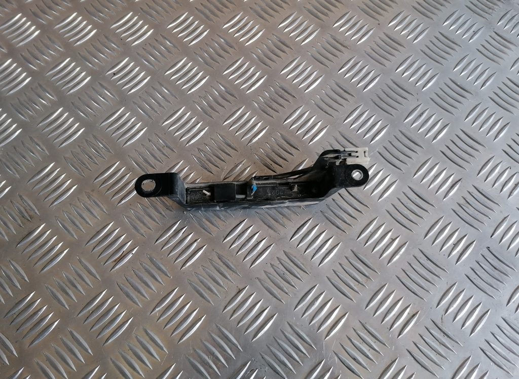 Centrālas atslēgas antena priekš LEXUS IS250 2007 2 Centrālas atslēgas antena priekš LEXUS IS250 2007