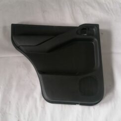 Aizmugurējo kreiso durvju apdare priekš NISSAN PATHFINDER 2006