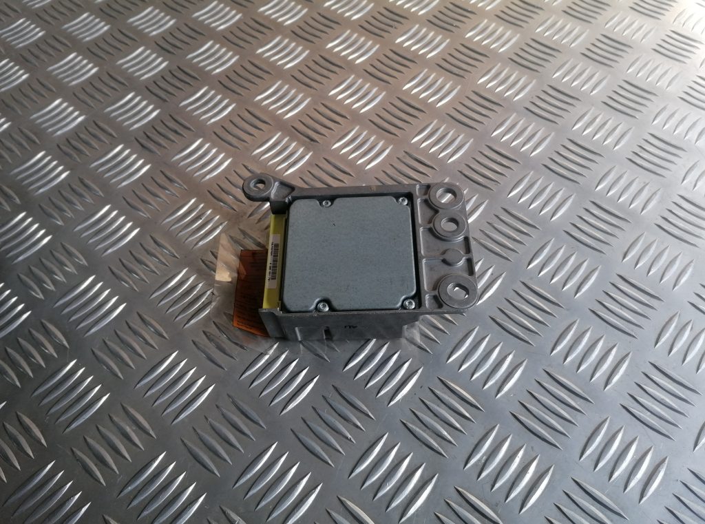 Drošības spilvena vadības bloks priekš NISSAN PATHFINDER 2006 2 Drošības spilvena vadības bloks priekš NISSAN PATHFINDER 2006