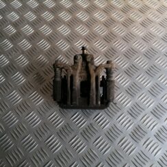 Aizmugurējais labais suports priekš NISSAN PATHFINDER 2006