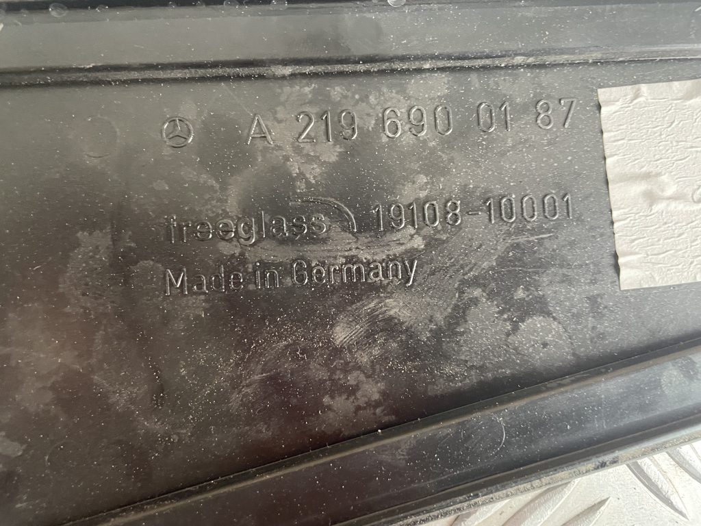 Durvju stikla moldings priekš MERCEDES BENZ CLS 320 2005