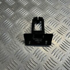 Stāvbremzes ieslēgšanas pogas kronšteins priekš MERCEDES BENZ CLS 320 2005