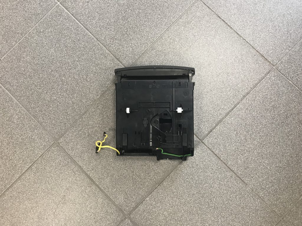 Mērinstrumentu paneļa pārslēgšanas pogas priekš MERCEDES BENZ CLS 320 2005