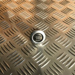 Dzinēja START/STOP poga priekš BMW 1 E87 2009 WHITE