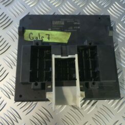 Komforta vadības bloks priekš VW GOLF 2014