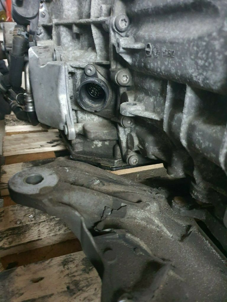 Automātiskā pārnesumkārba priekš AUDI A7 2011 SPORTBACK