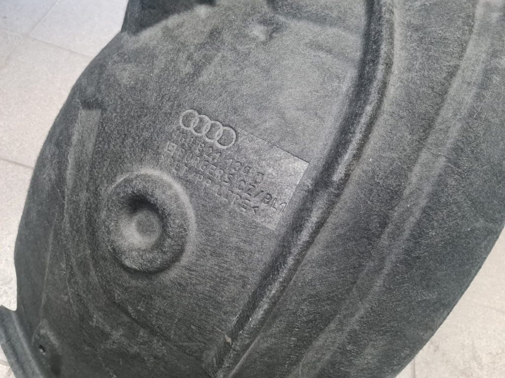 Priekšējais labais paspārns priekš Audi A6 2011-2018 4G0821134D 5 Priekšējais labais paspārns priekš Audi A6 2011-2018 4G0821134D
