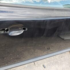 Priekšējās labās durvis priekš VOLVO C30 2008 BLACK