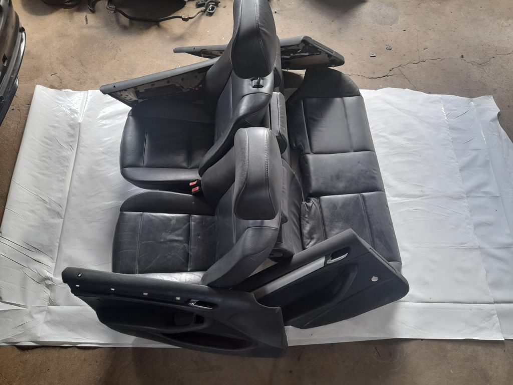 Sēdekļu komplekts priekš BMW 320D E46 2004 TOURING 1 Sēdekļu komplekts priekš BMW 320D E46 2004 TOURING