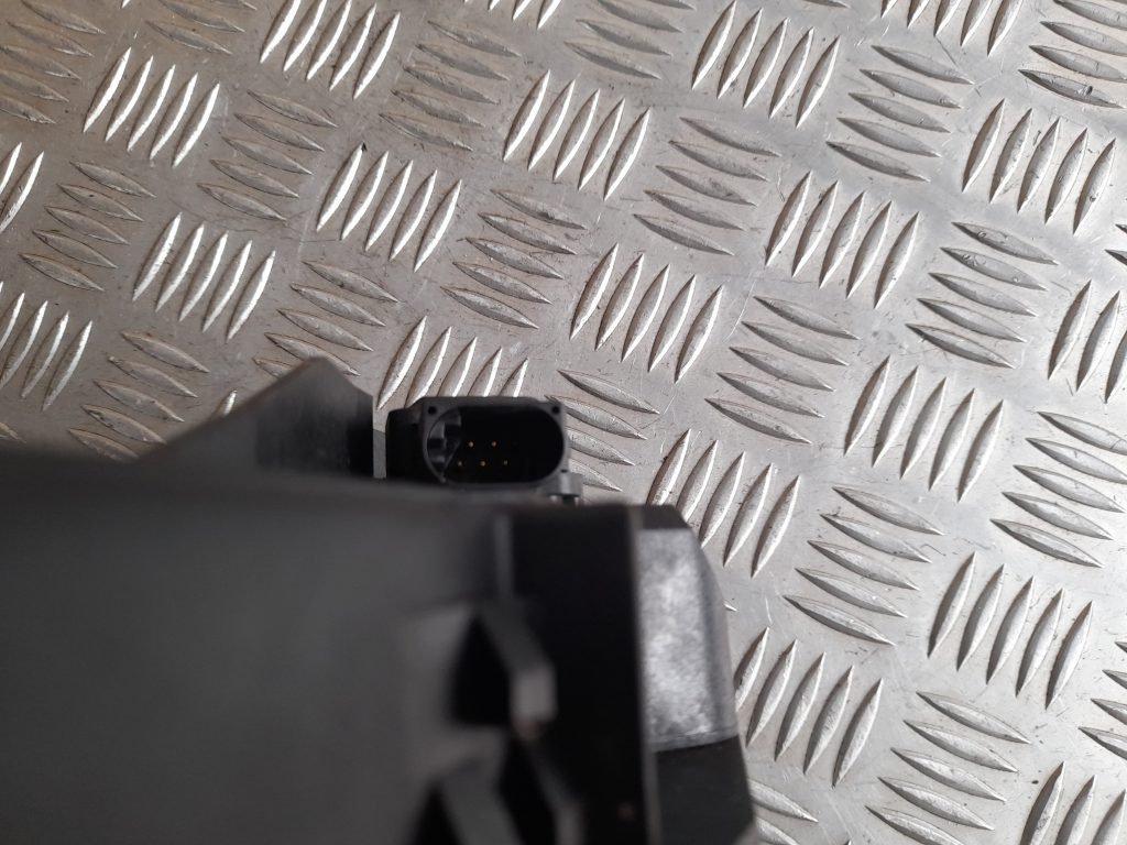 Gāzes pedālis priekš BMW 320D E46 2004 TOURING 4 Gāzes pedālis priekš BMW 320D E46 2004 TOURING