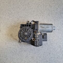 Elektrisko stiklu motors priekš AUDI A6 AVANT 2003