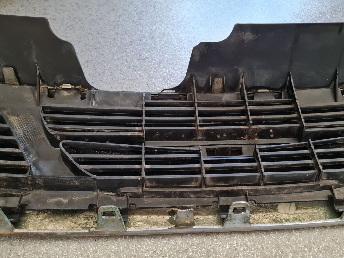 Pārsega reste priekš SAAB 9-5 1999