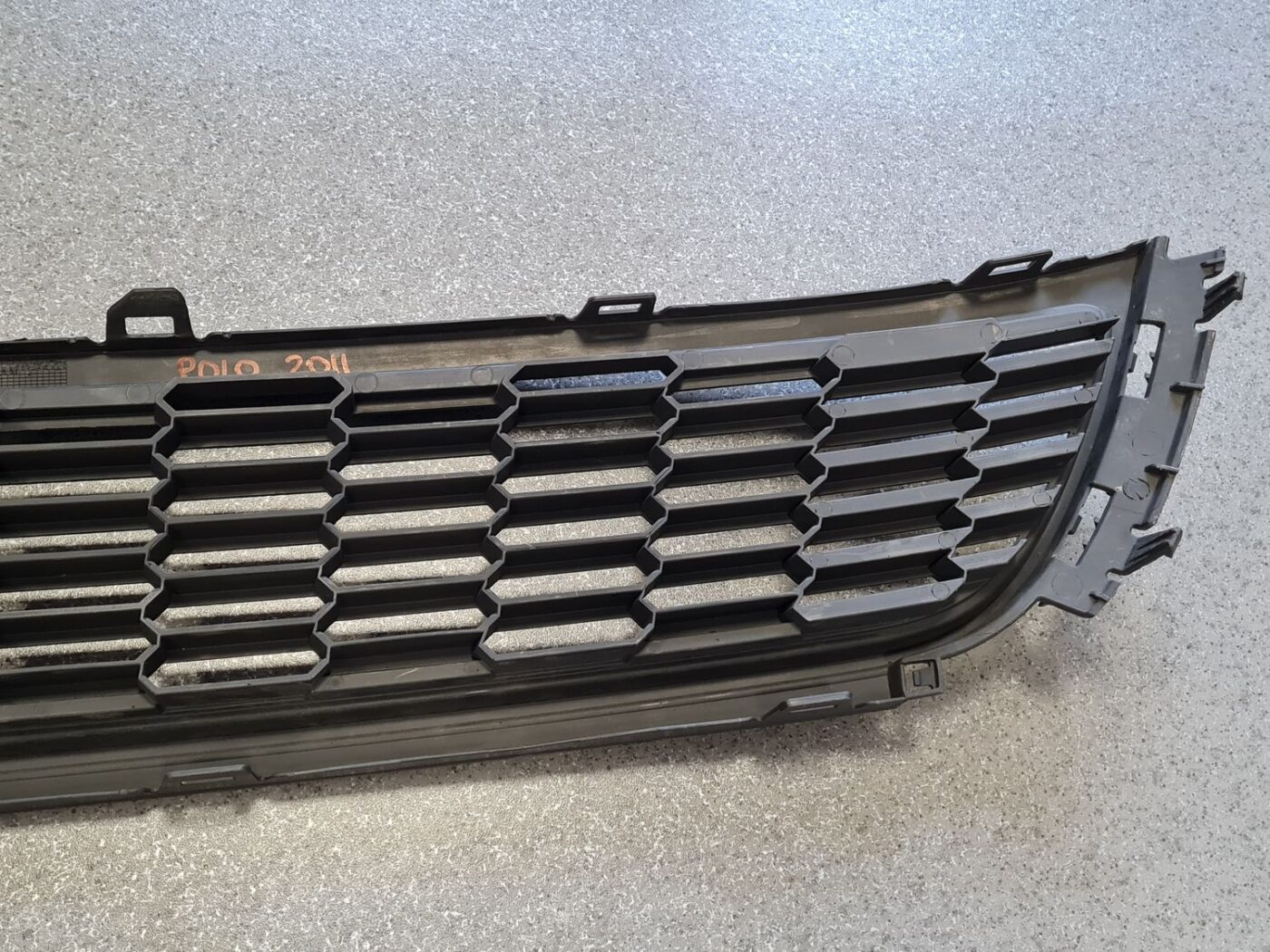 Bufera reste priekš VW POLO 2011 4 Bufera reste priekš VW POLO 2011