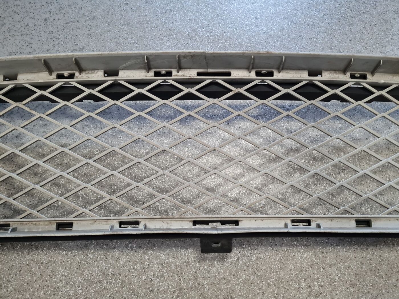 Bufera reste priekš BMW X5 E70 2006-2013 20 Bufera reste priekš BMW X5 E70 2006-2013