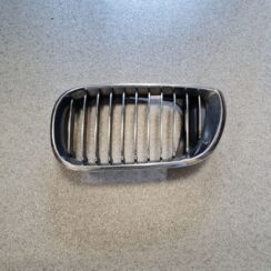 Bufera reste priekš BMW 320D E46 2004 TOURING