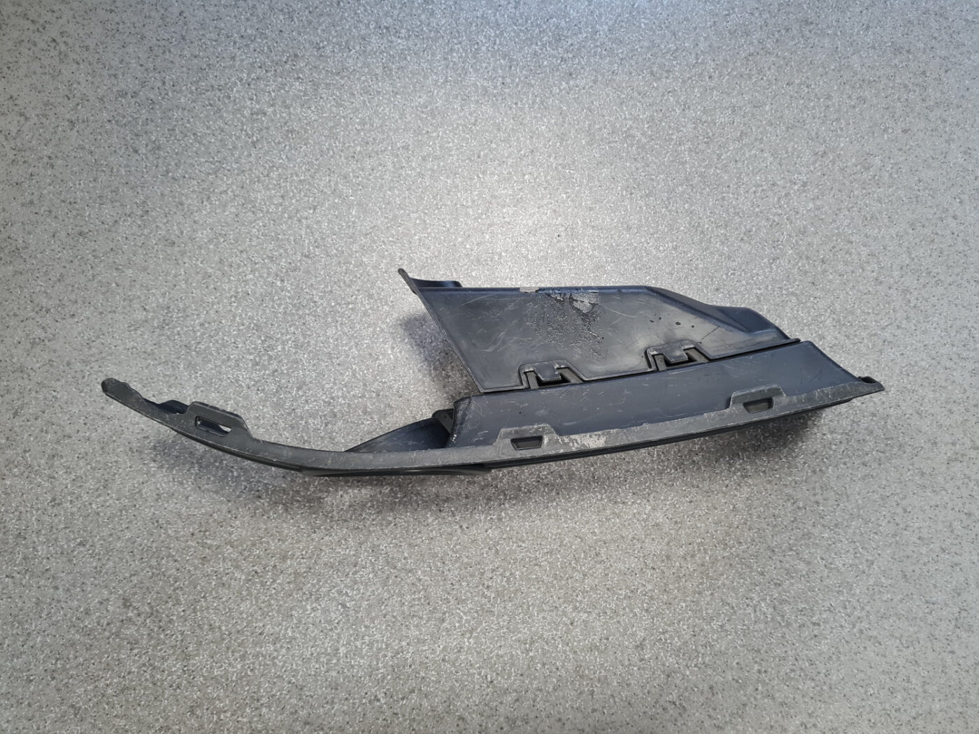 Miglas luktura reste, pa labi priekš VW POLO 2005 2 Miglas luktura reste, pa labi priekš VW POLO 2005