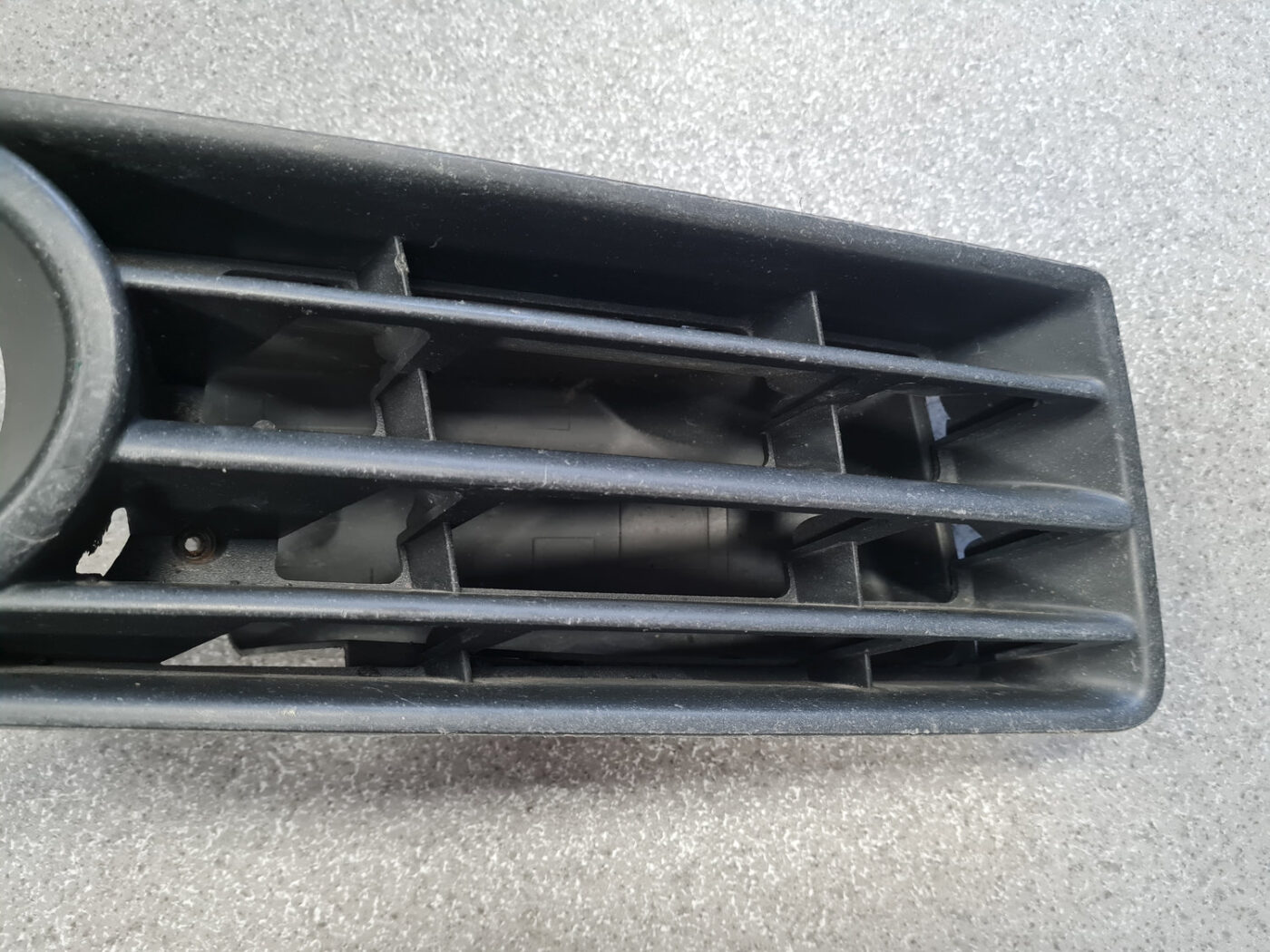 Miglas luktura reste, pa labi priekš VW POLO 2005 11 Miglas luktura reste, pa labi priekš VW POLO 2005