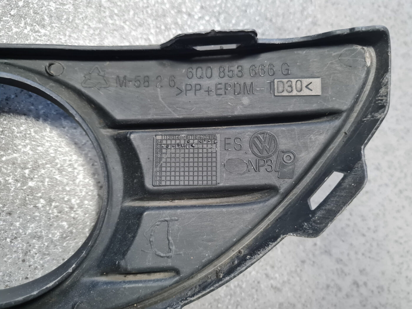 Miglas luktura reste, pa labi priekš VW POLO 2005 4 Miglas luktura reste, pa labi priekš VW POLO 2005