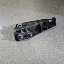 Aizmugurējā spārna un bufera stiprinājums priekš TOYOTA COROLLA VERSO 2008