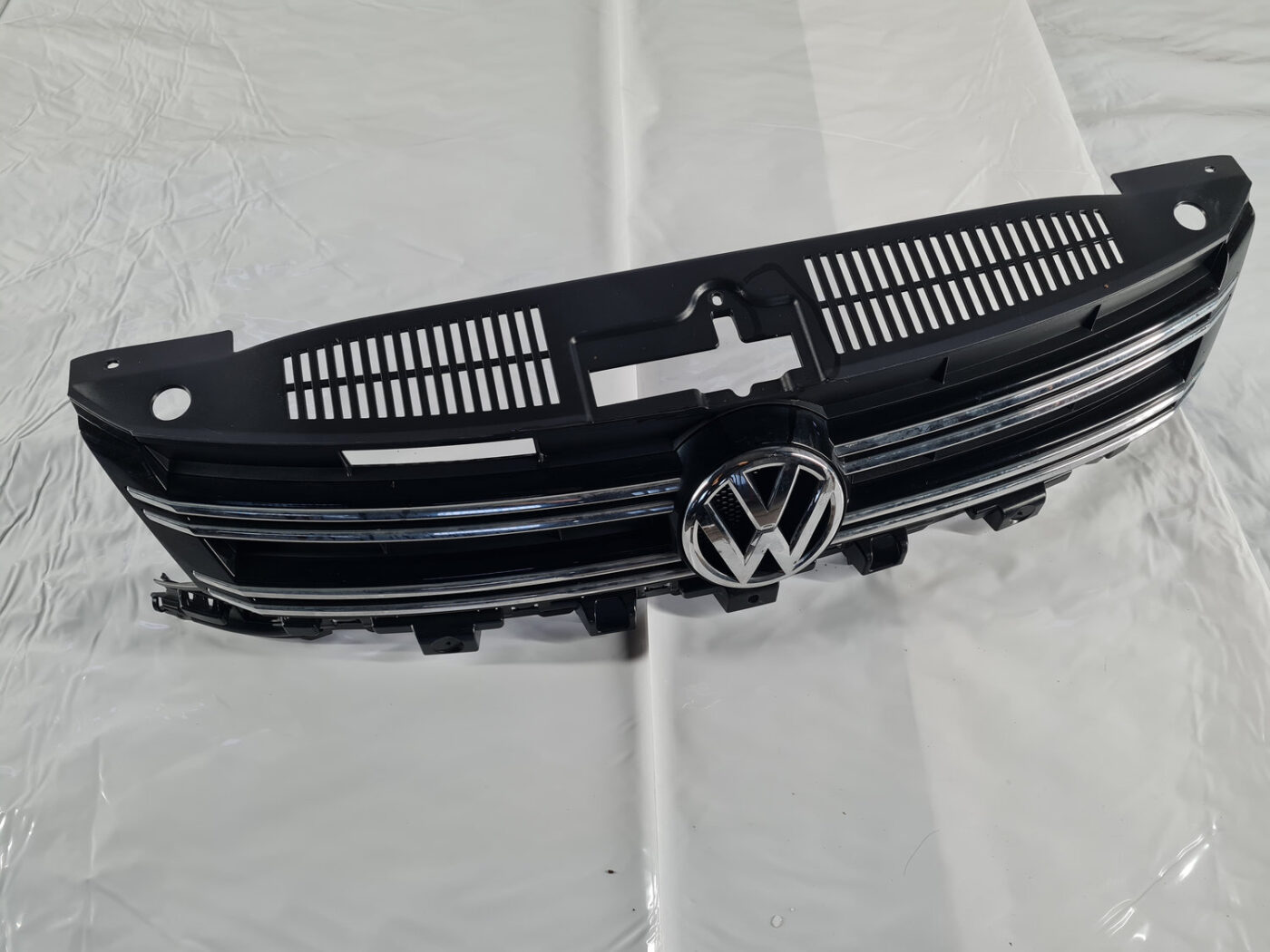 Bufera reste priekš VW Tiguan 2011-2016 2 Bufera reste priekš VW Tiguan 2011-2016