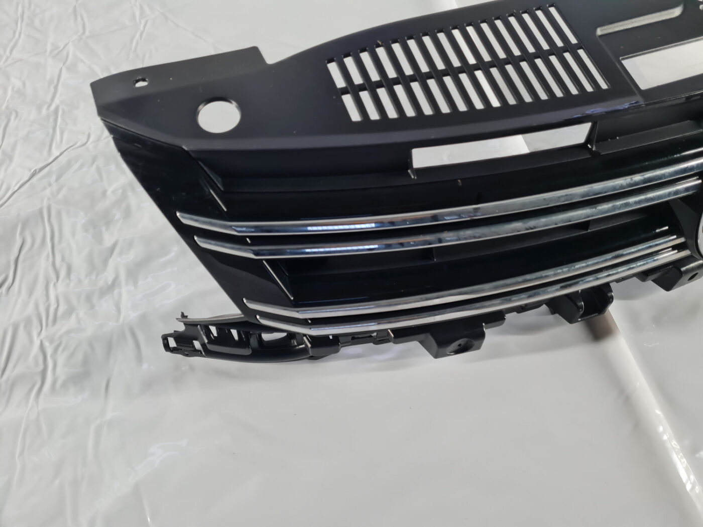 Bufera reste priekš VW Tiguan 2011-2016 20 Bufera reste priekš VW Tiguan 2011-2016