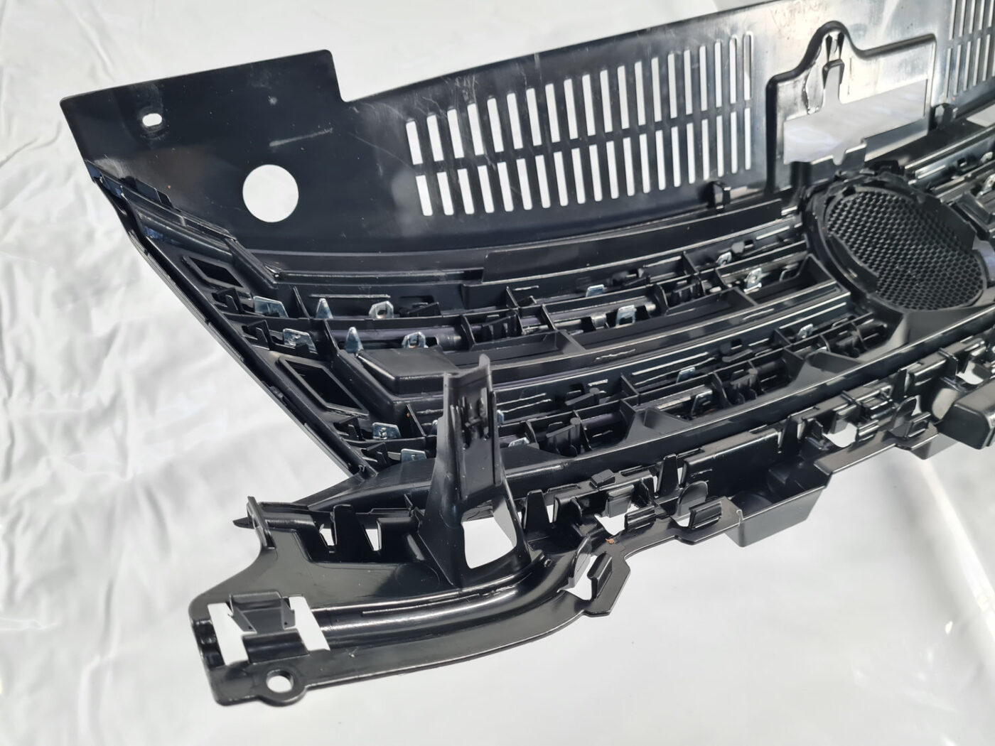 Bufera reste priekš VW Tiguan 2011-2016 12 Bufera reste priekš VW Tiguan 2011-2016