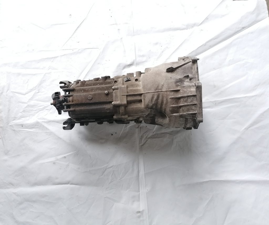 Mehāniska pārnesumkārba priekš BMW 320D E46 2004 TOURING