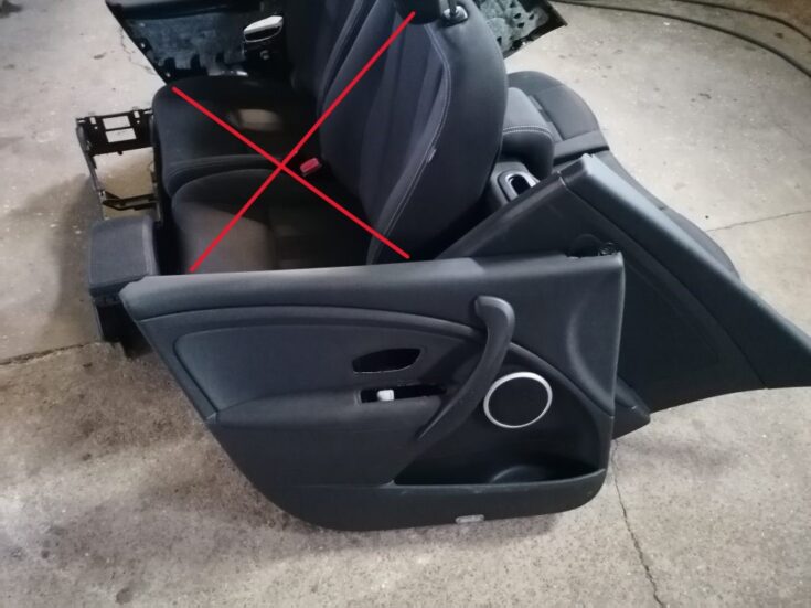 Durvju apdares komplekts priekš RENAULT MEGANE 2011