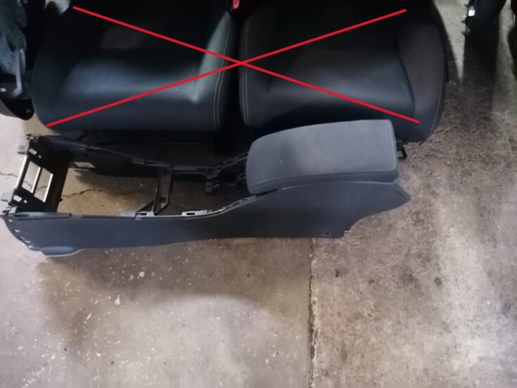 Durvju apdares komplekts priekš RENAULT MEGANE 2011