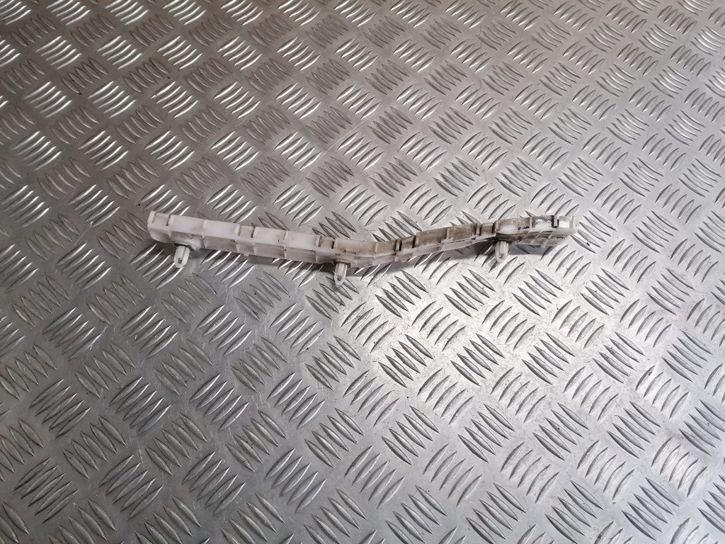 Aizmugurējā spārna un bufera stiprinājums priekš CITROEN C-CROSSER 2009