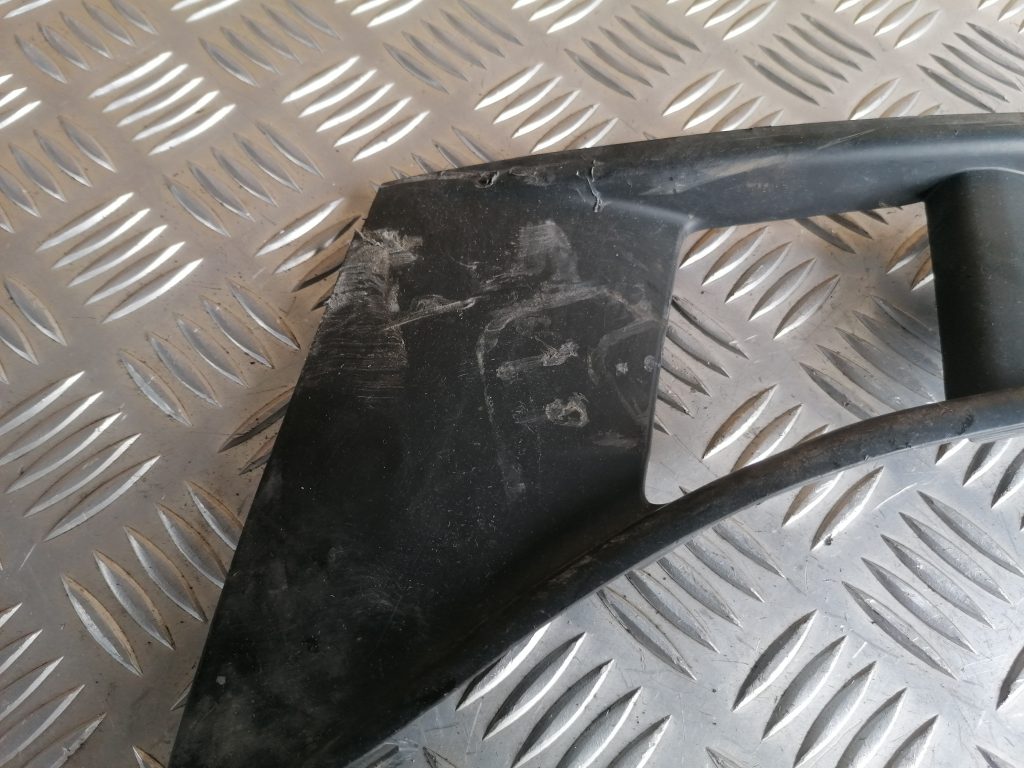 Bufera reste priekš CITROEN C-CROSSER 2009