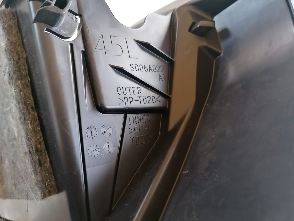 Mantu glabāšanas nodalījums pasažiera pusē priekš CITROEN C-CROSSER 2009 7 Mantu glabāšanas nodalījums pasažiera pusē priekš CITROEN C-CROSSER 2009