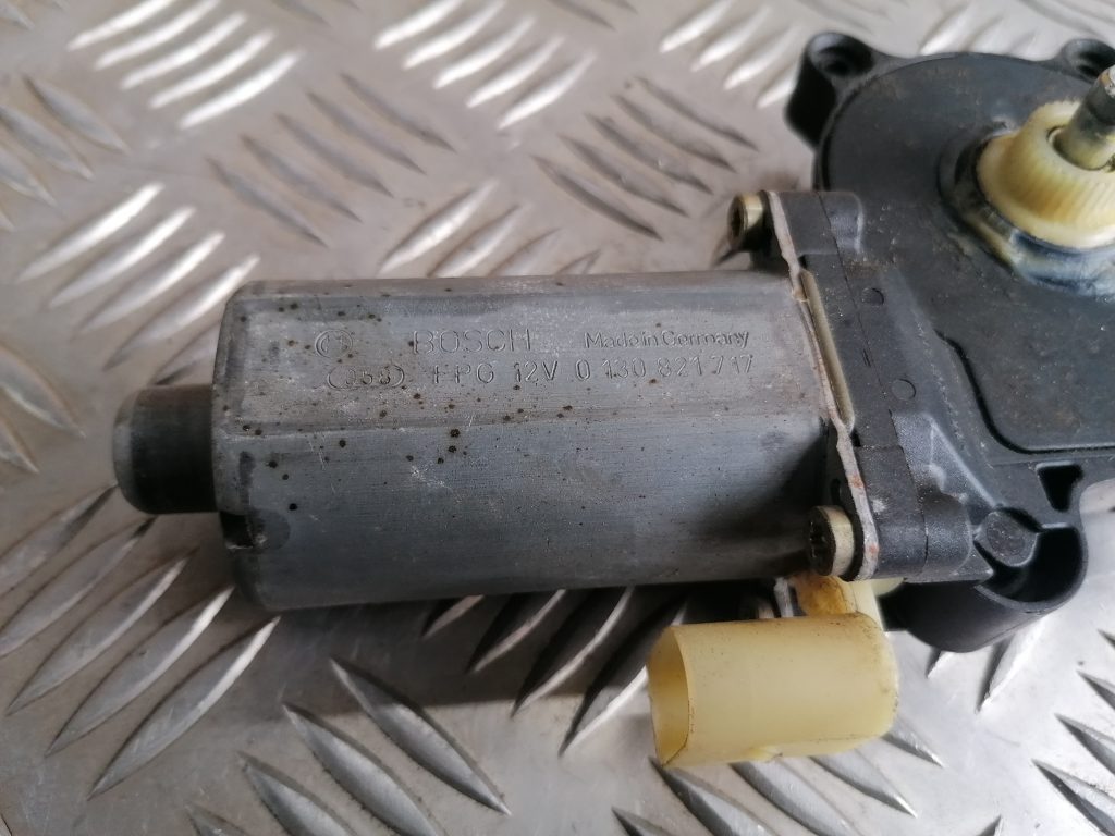 Elektrisko stiklu motors priekš BMW 320D E46 2004 TOURING 4 Elektrisko stiklu motors priekš BMW 320D E46 2004 TOURING