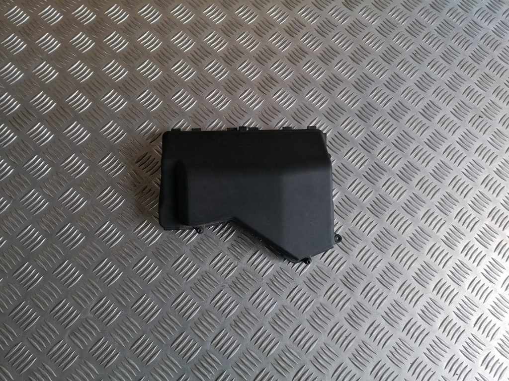 Drošinātāju relejas kaste priekš BMW 320D E46 2004 TOURING