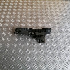 Radiatora kronšteins priekš BMW 320D E46 2004 TOURING