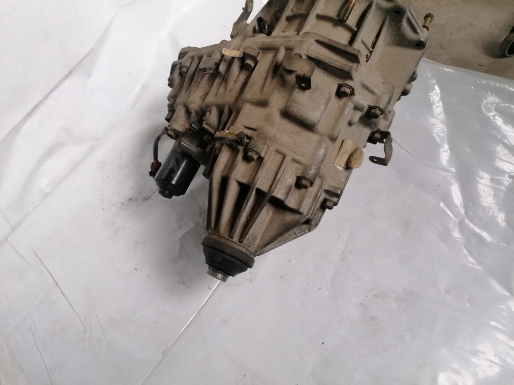 Sadales kārba priekš NISSAN PATHFINDER 2006 4 Sadales kārba priekš NISSAN PATHFINDER 2006