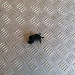 Izplūdes solenoīda vārsts priekš VOLVO XC70 2007