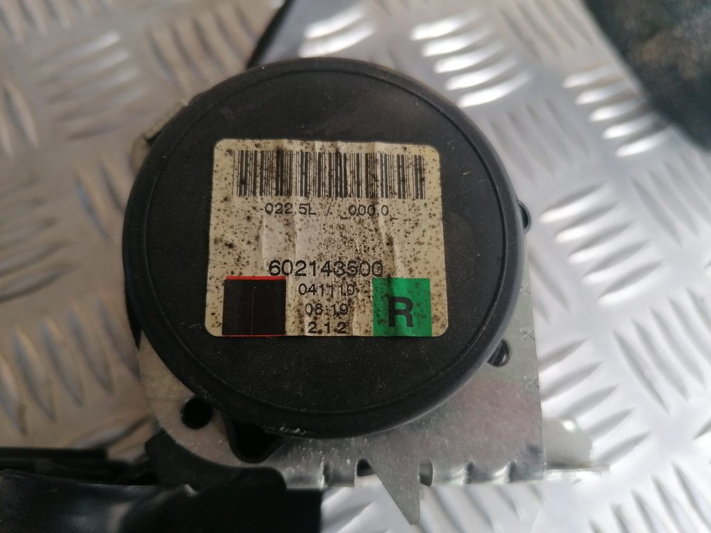 Aizmugurējā labā drošības josta priekš OPEL ASTRA H 2005 3 Aizmugurējā labā drošības josta priekš OPEL ASTRA H 2005