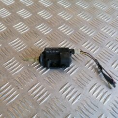 Degvielas tvertnes vāka slēdzene priekš OPEL ZAFIRA 2004