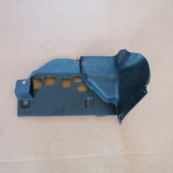 Mērinstrumentu paneļa apakšēja apdare priekš OPEL ZAFIRA 2004