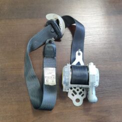 Priekšējā labā drošības josta priekš SUBARU LEGACY 2011